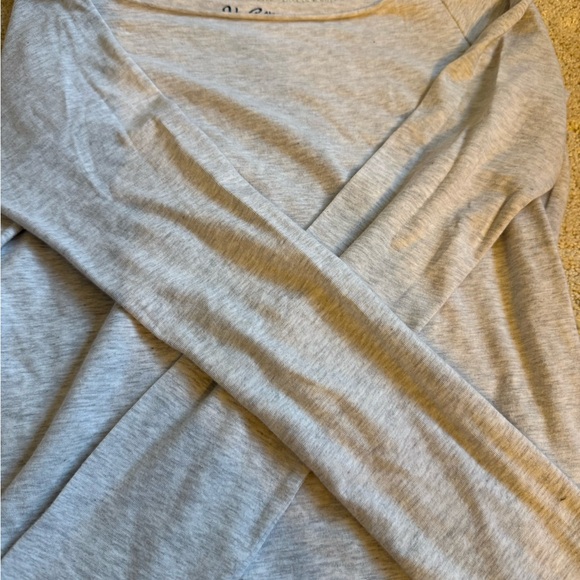 Brandy Melville Women's Gray Long Sleeve Top, OS - Picture 2 of 3